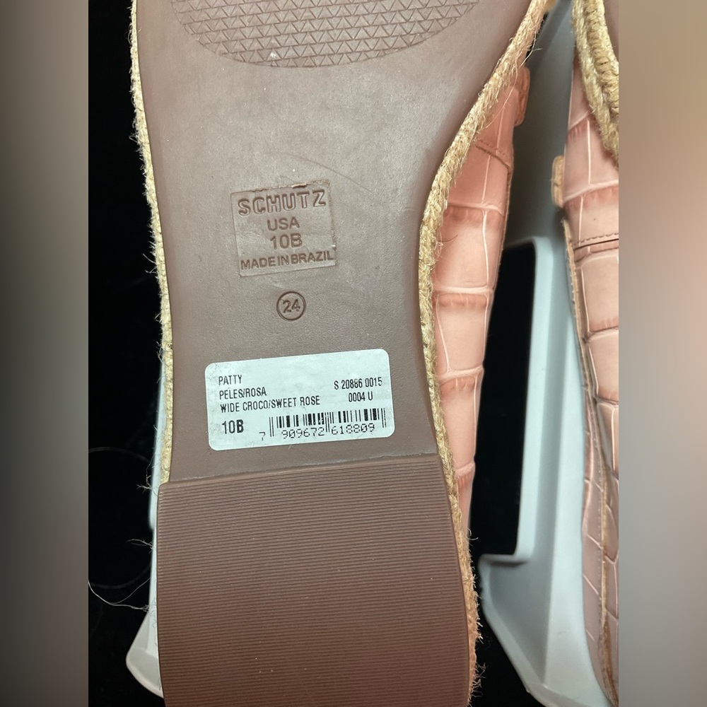 SCHUTZ Blush Croc-Patterned Loafers with Gold Accent - Picture 8 of 10